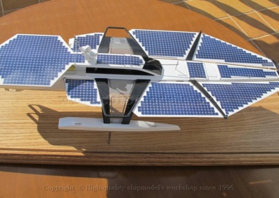 The model of trimaran with solar panels_12